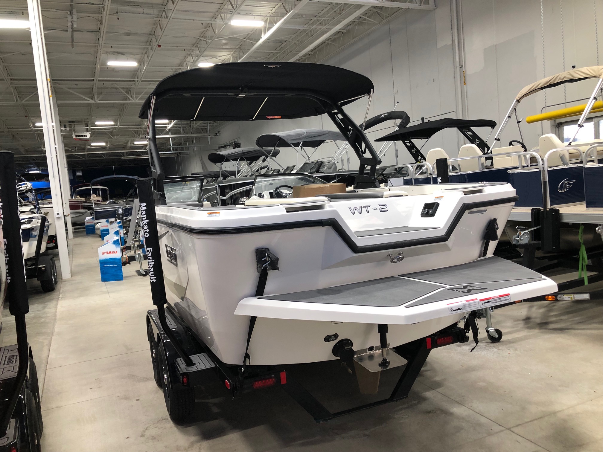 2023 HEYDAY WT2DC SURF BOAT + MERCRUISER 320 HP PRICING INCLUDES THE