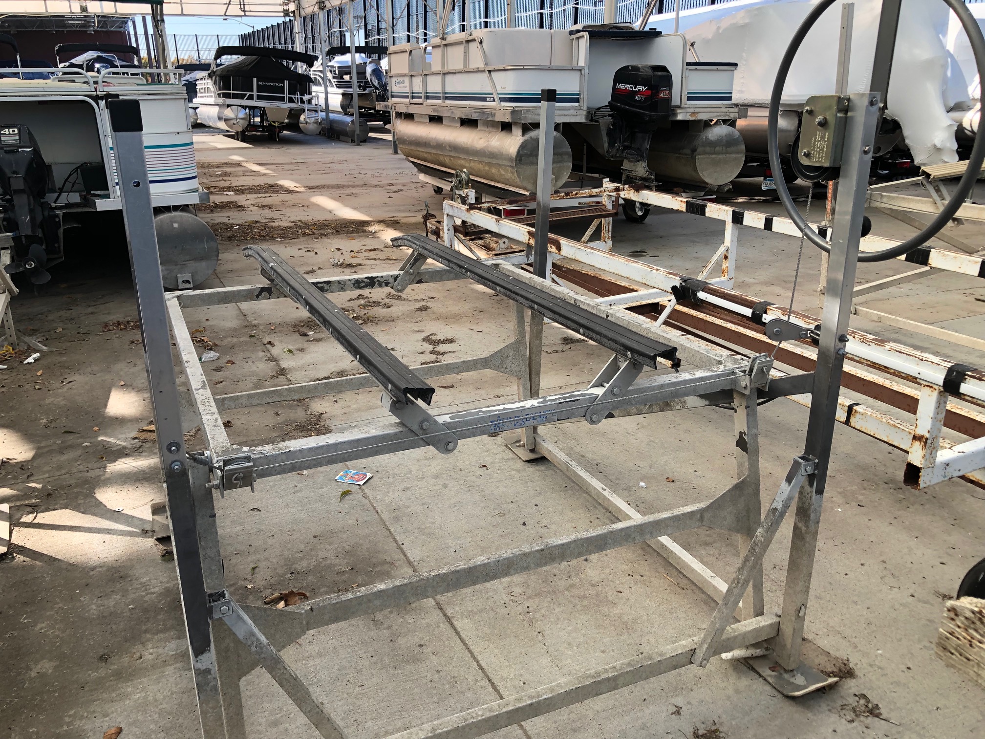 Pier Pleasure Jet Ski Lift Pontoon1